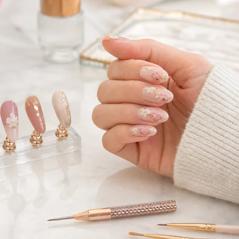 Diseño de uñas genérico - Luna Nails Studio